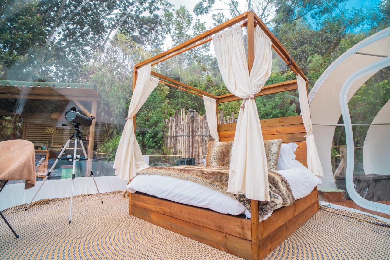 Отель Bubblesky Glamping Гуатапе Экстерьер фото