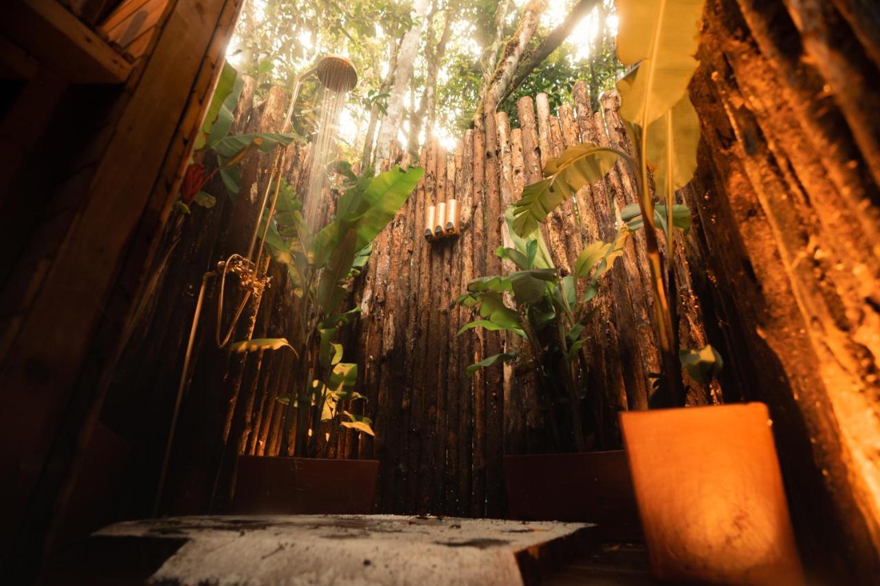 Отель Bubblesky Glamping Гуатапе Экстерьер фото